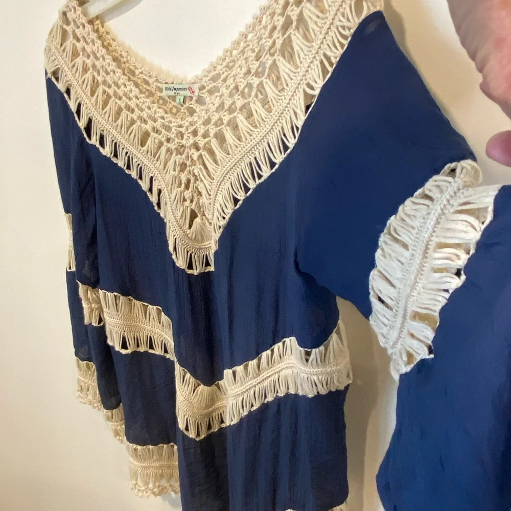 Vivid Importers of NY Woman Sz.S Navy, Light cotton gauze, ivory crochet accents